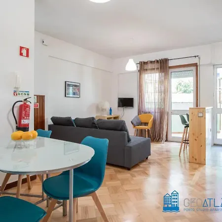 Se Classic Terrace Apartman Porto
